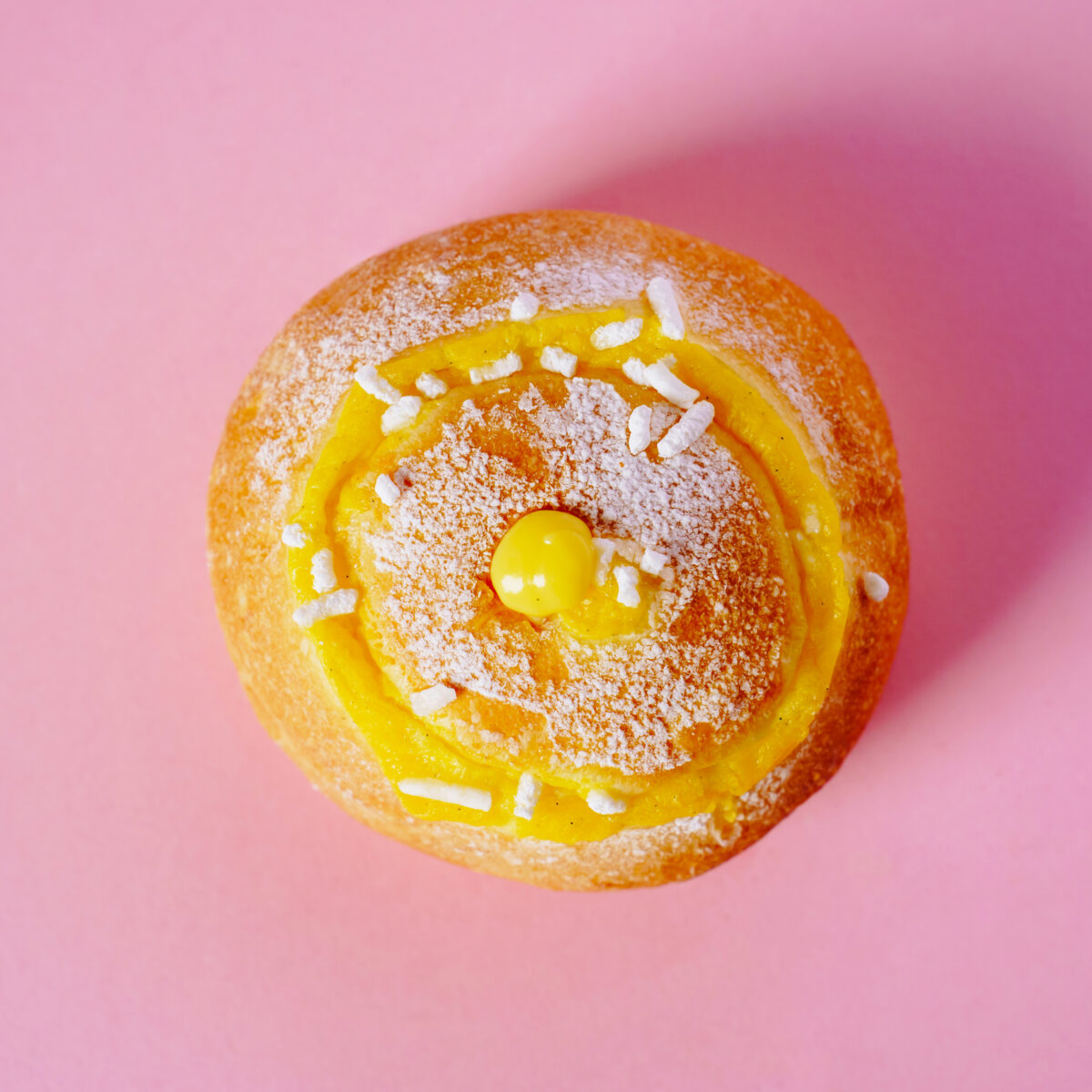 Cream-filled Veneziana