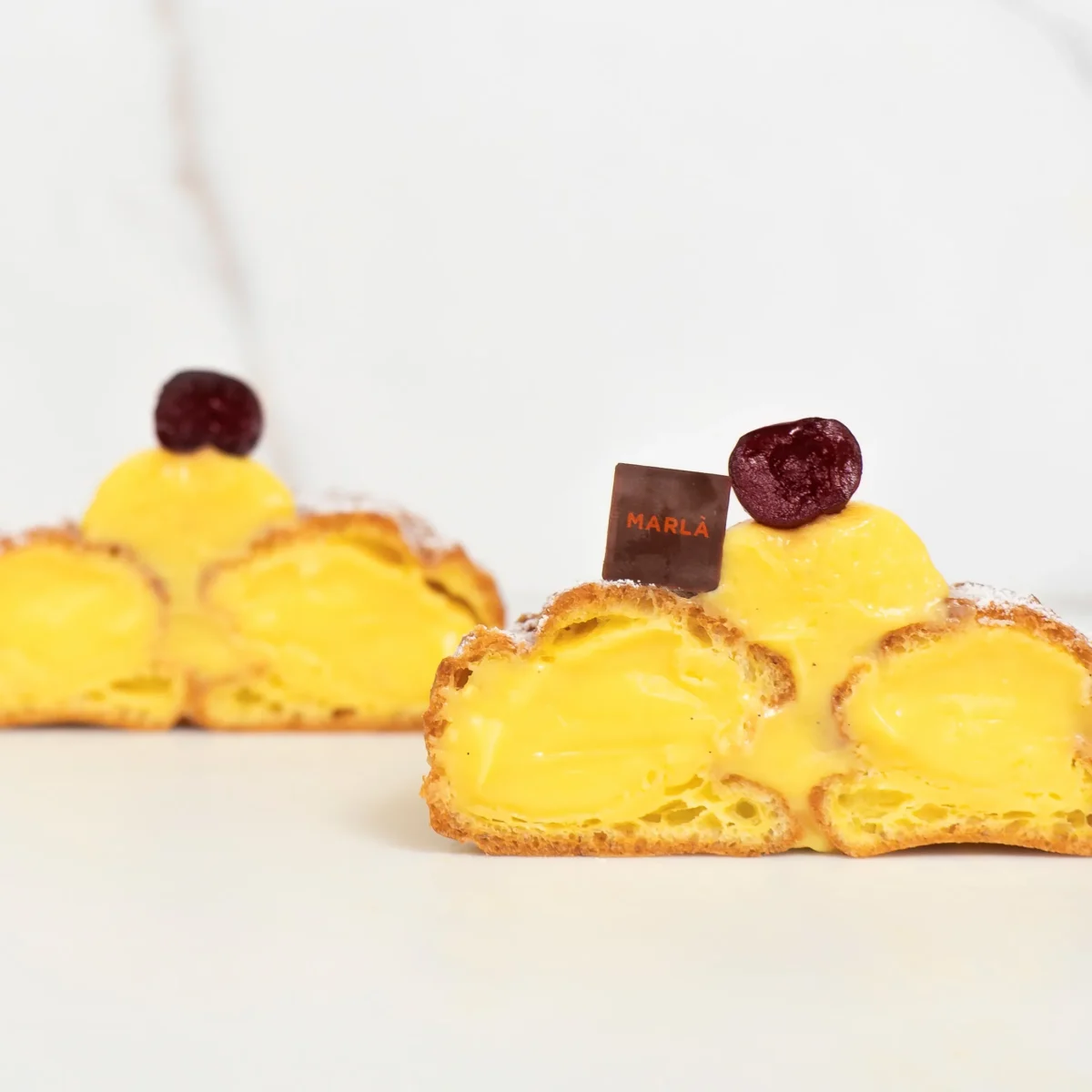 Cream and amarena Zeppola